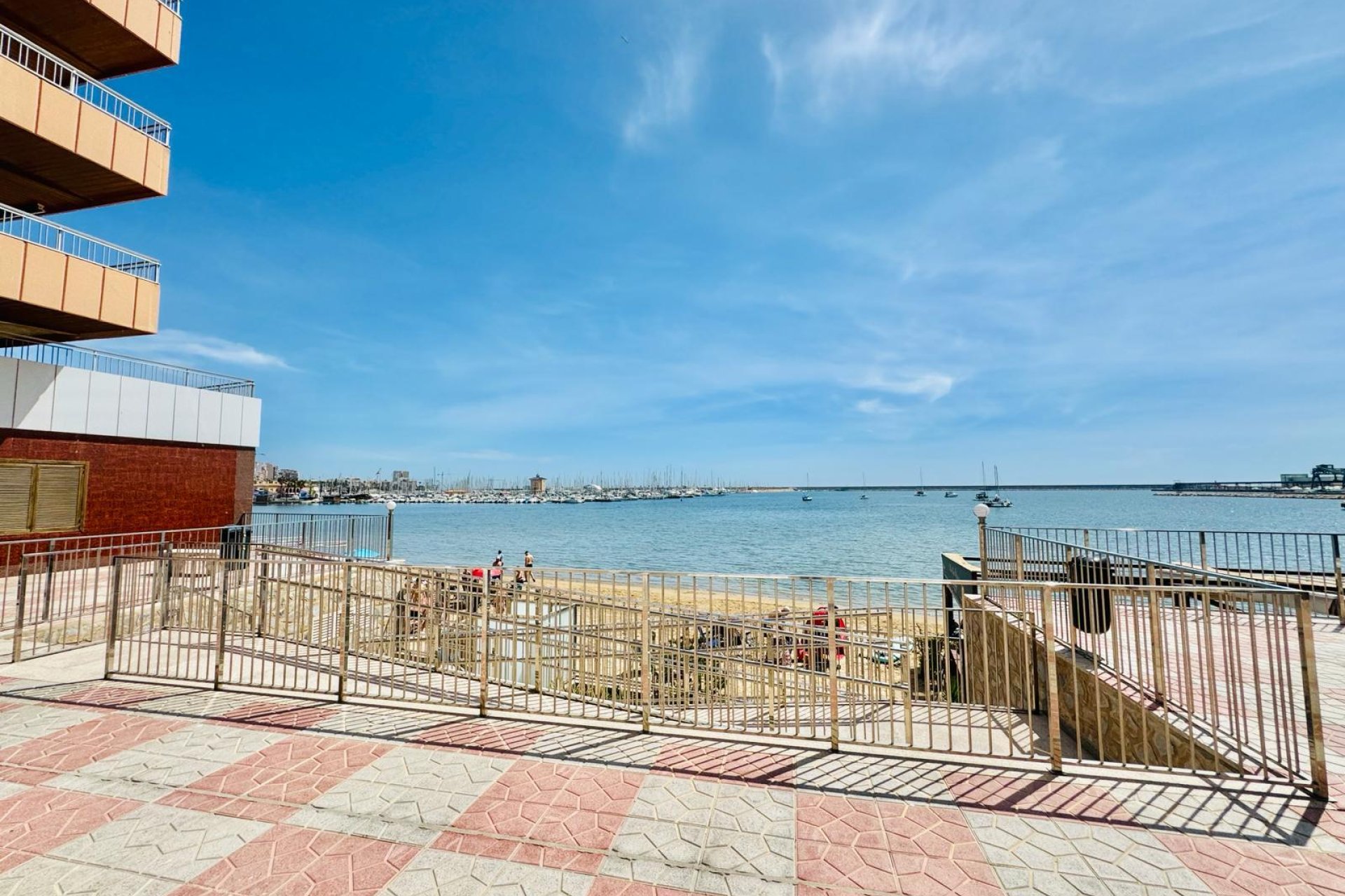 Revente - Apartment -
Torrevieja - Costa Blanca