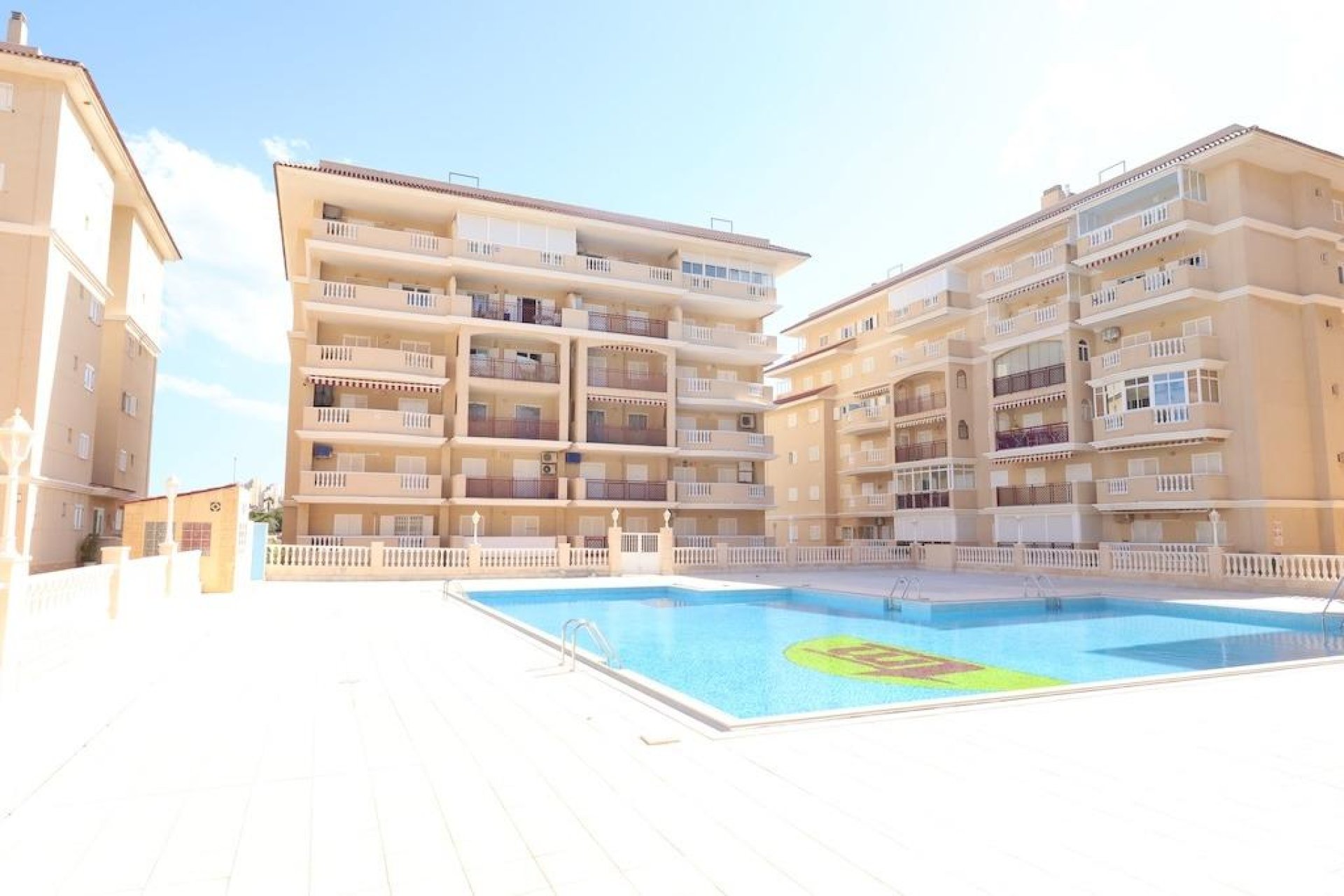 Revente - Apartment -
Torrevieja - Costa Blanca