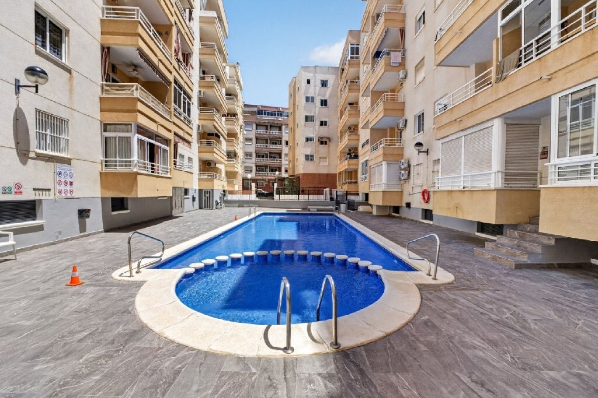 Revente - Apartment -
Torrevieja - Costa Blanca