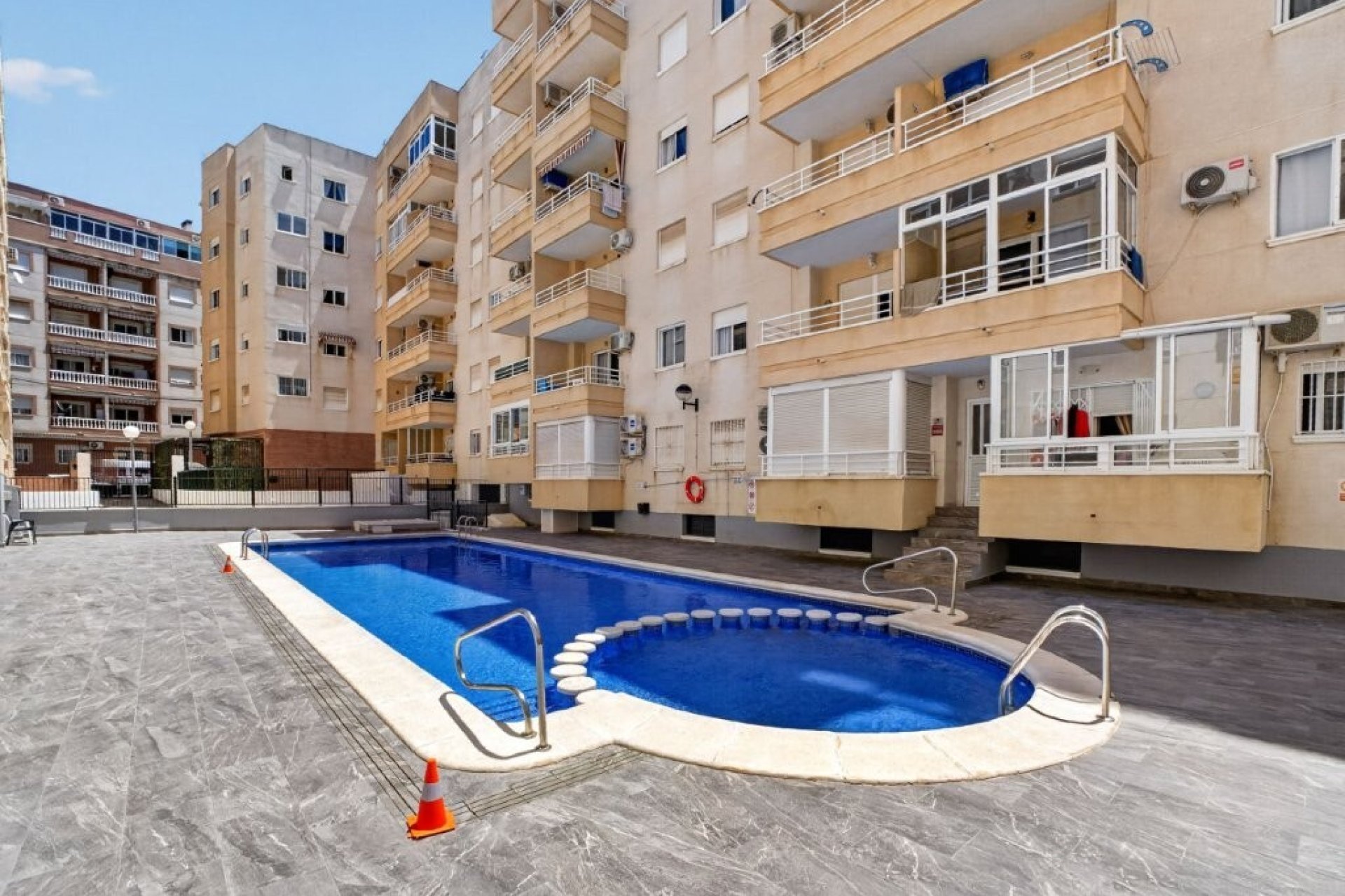 Revente - Apartment -
Torrevieja - Costa Blanca