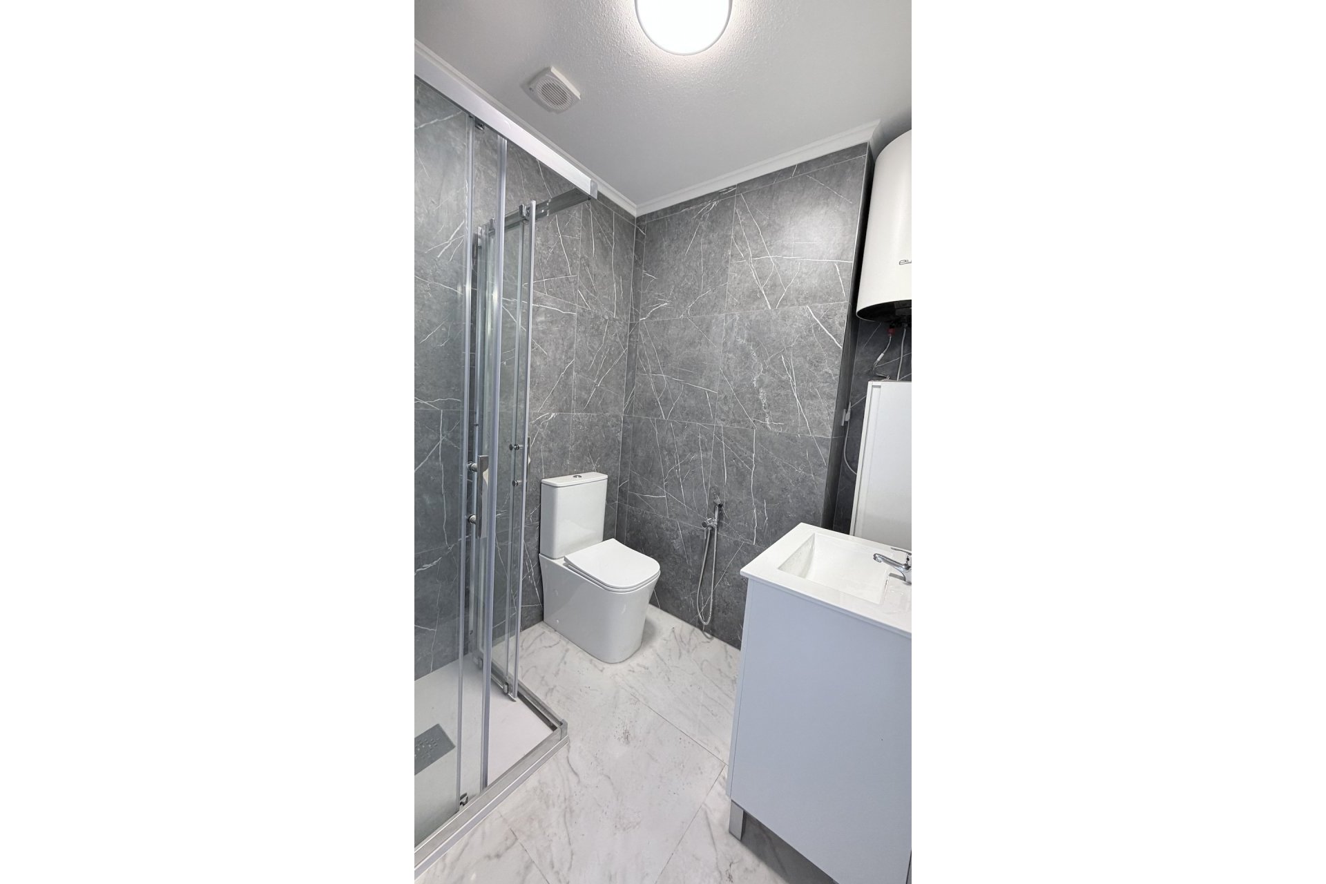 Revente - Apartment -
Torrevieja - Costa Blanca