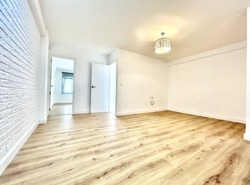 Revente - Apartment -
Torrevieja - Costa Blanca