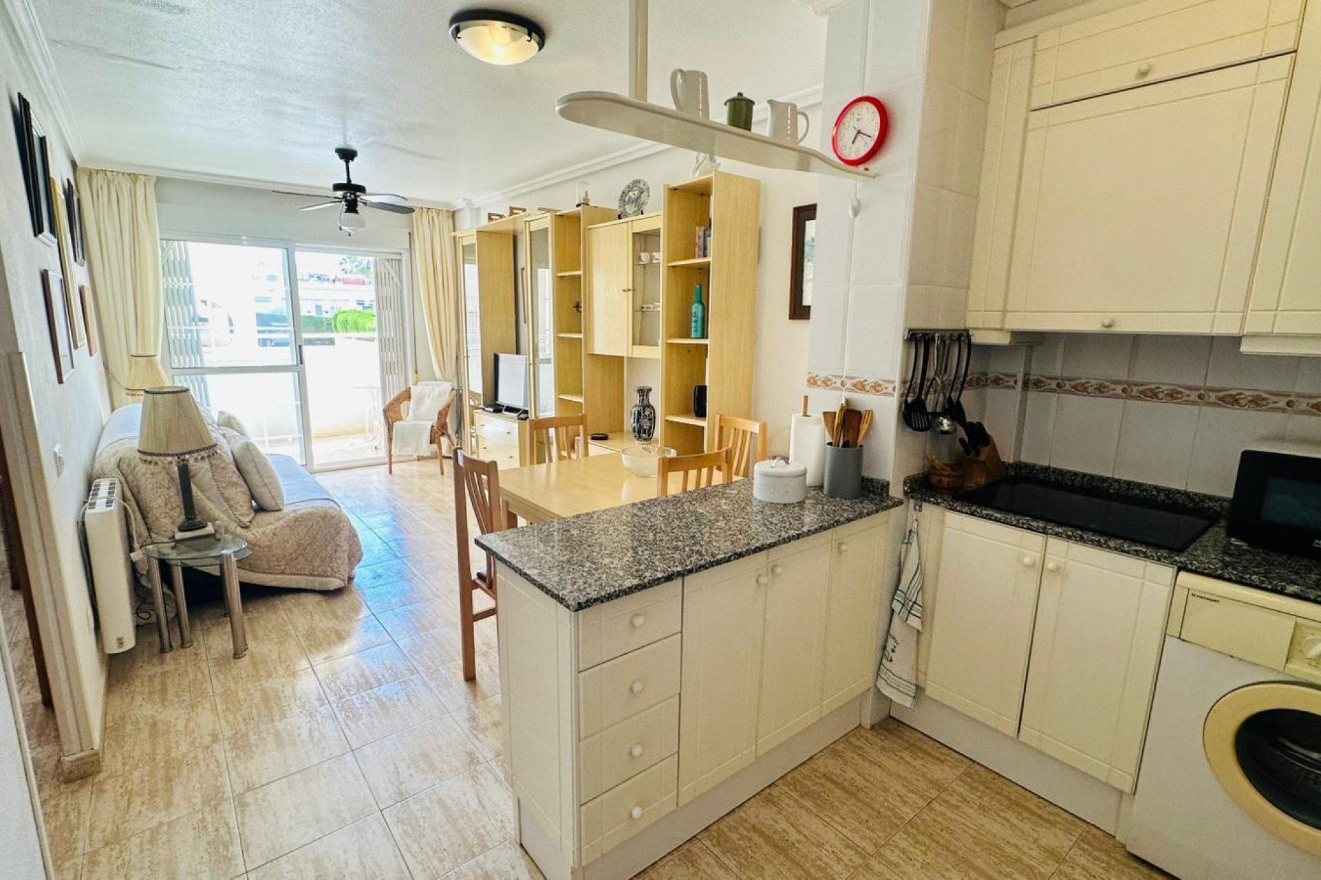 Revente - Apartment -
Torrevieja - Costa Blanca