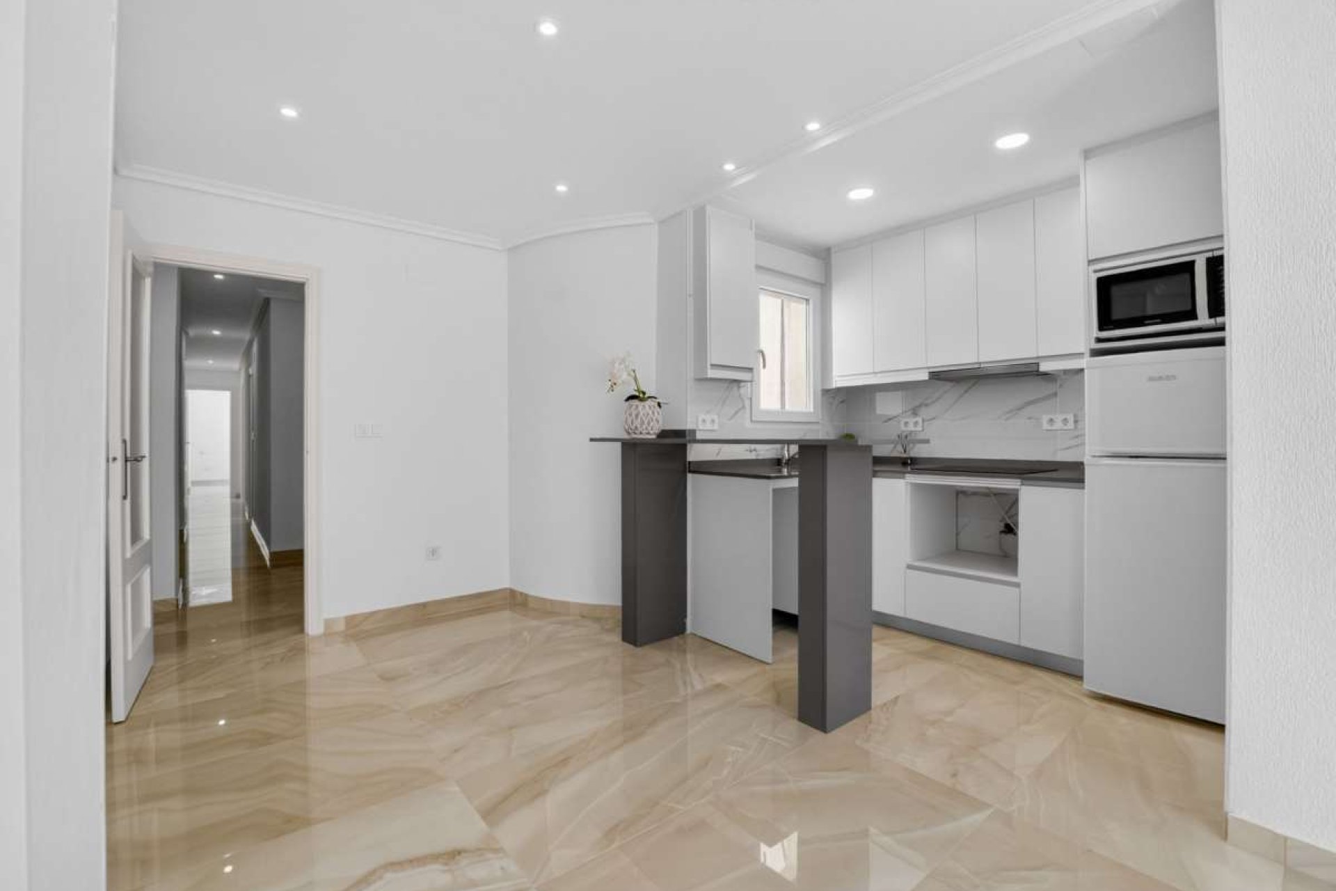 Revente - Apartment -
Torrevieja - Costa Blanca