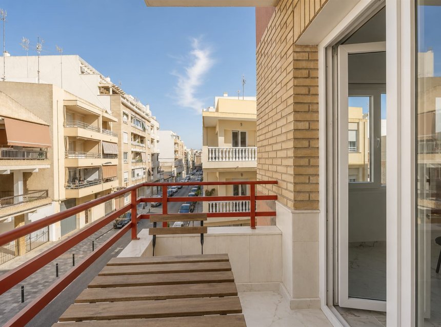 Revente - Apartment -
Torrevieja - Costa Blanca