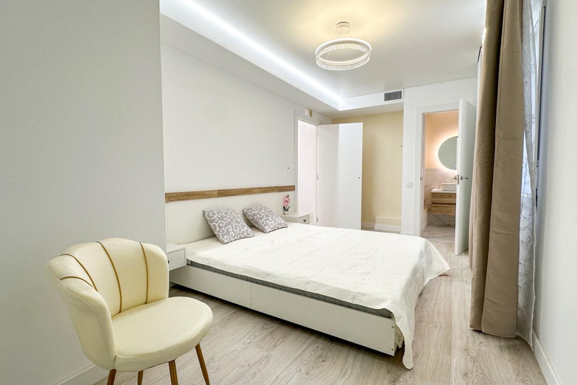 Revente - Apartment -
Torrevieja - Costa Blanca