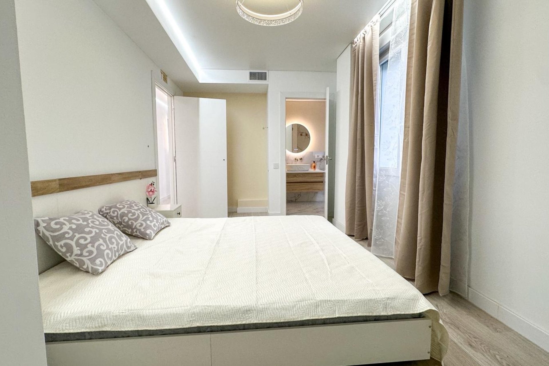 Revente - Apartment -
Torrevieja - Costa Blanca