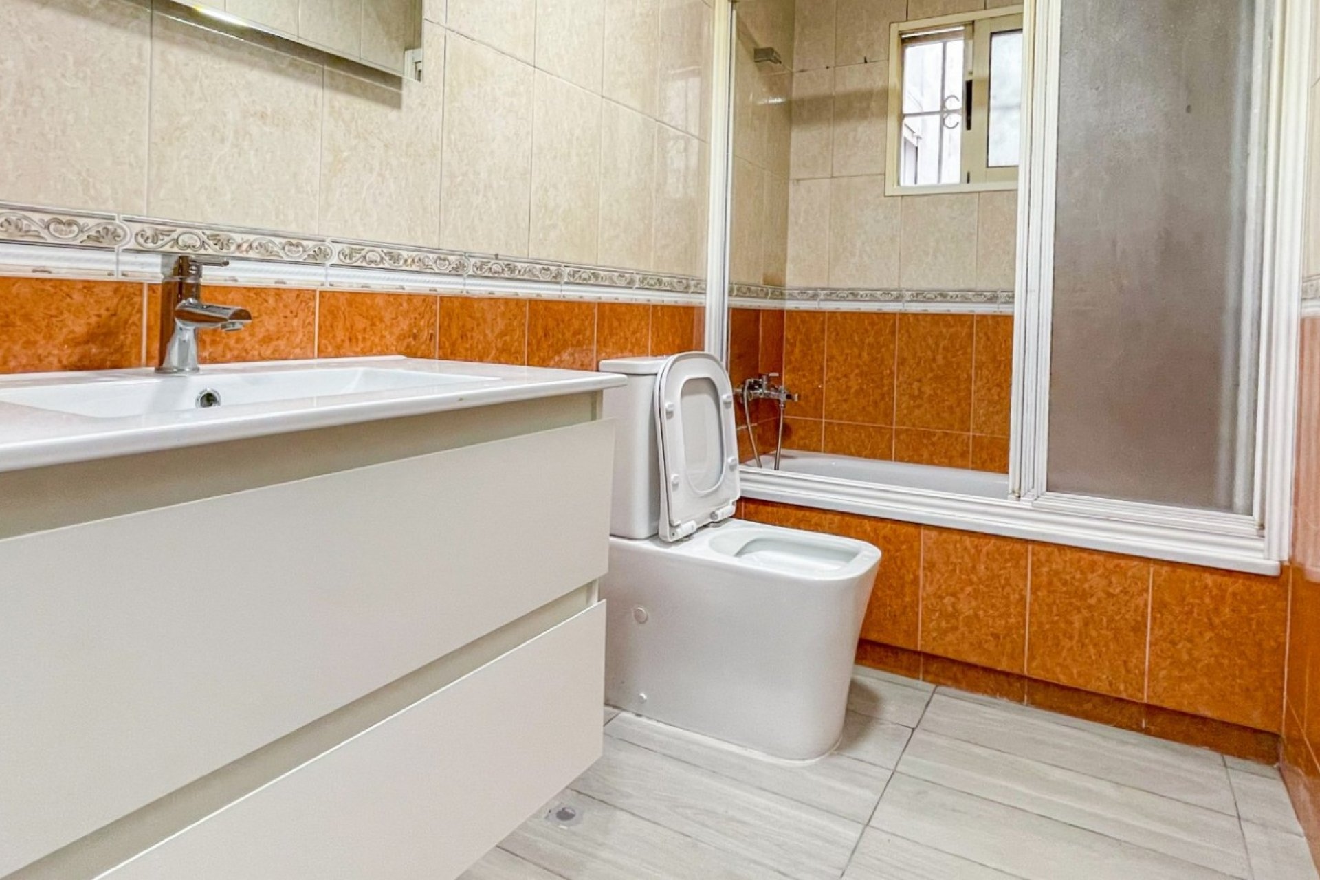 Revente - Apartment -
Torrevieja - Costa Blanca
