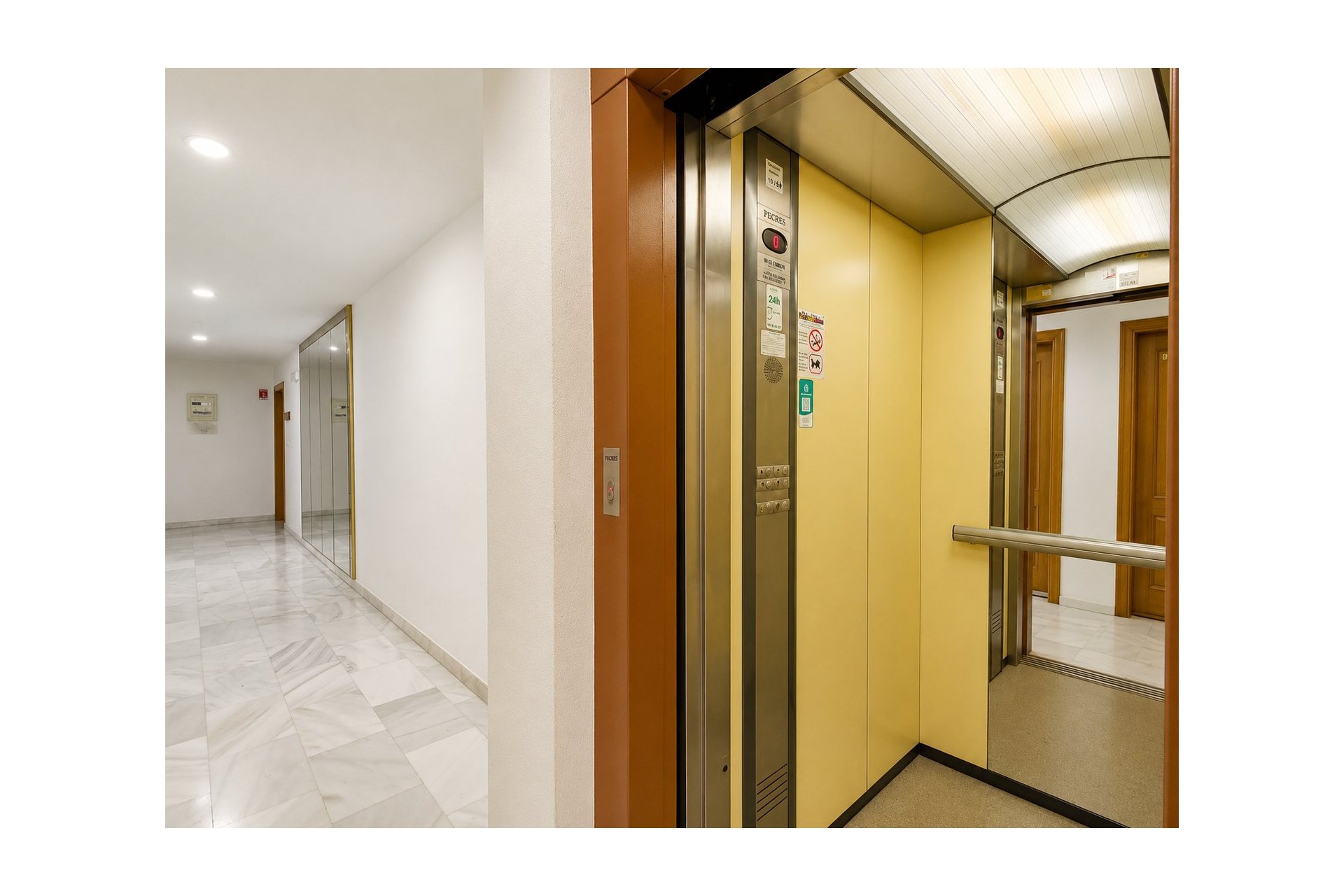 Revente - Apartment -
Torrevieja - Costa Blanca