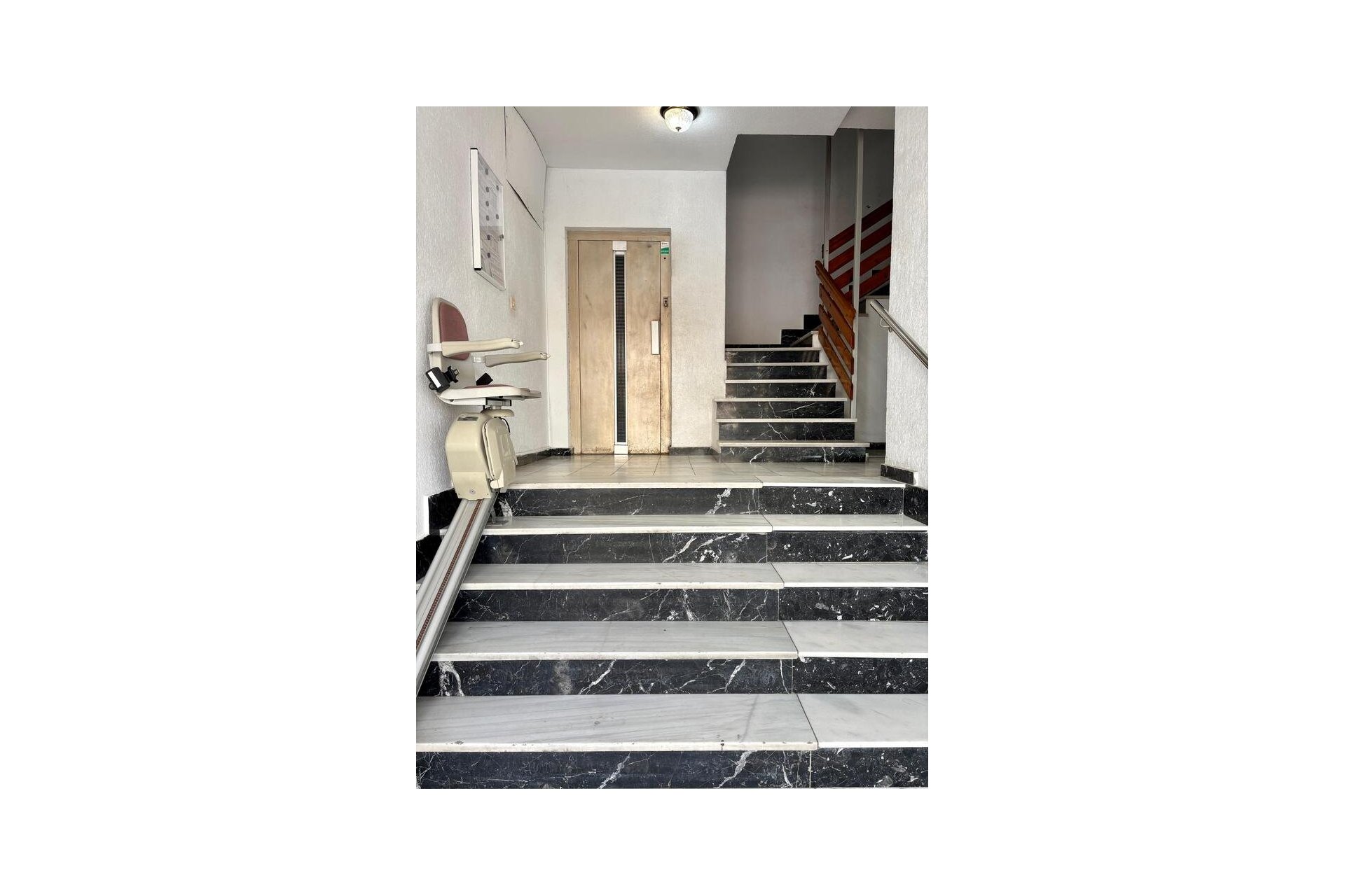 Revente - Apartment -
Torrevieja - Costa Blanca