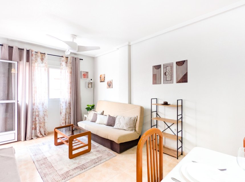 Revente - Apartment -
Torrevieja - Costa Blanca