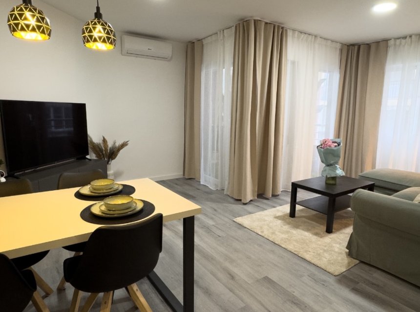 Revente - Apartment -
Torrevieja - Costa Blanca