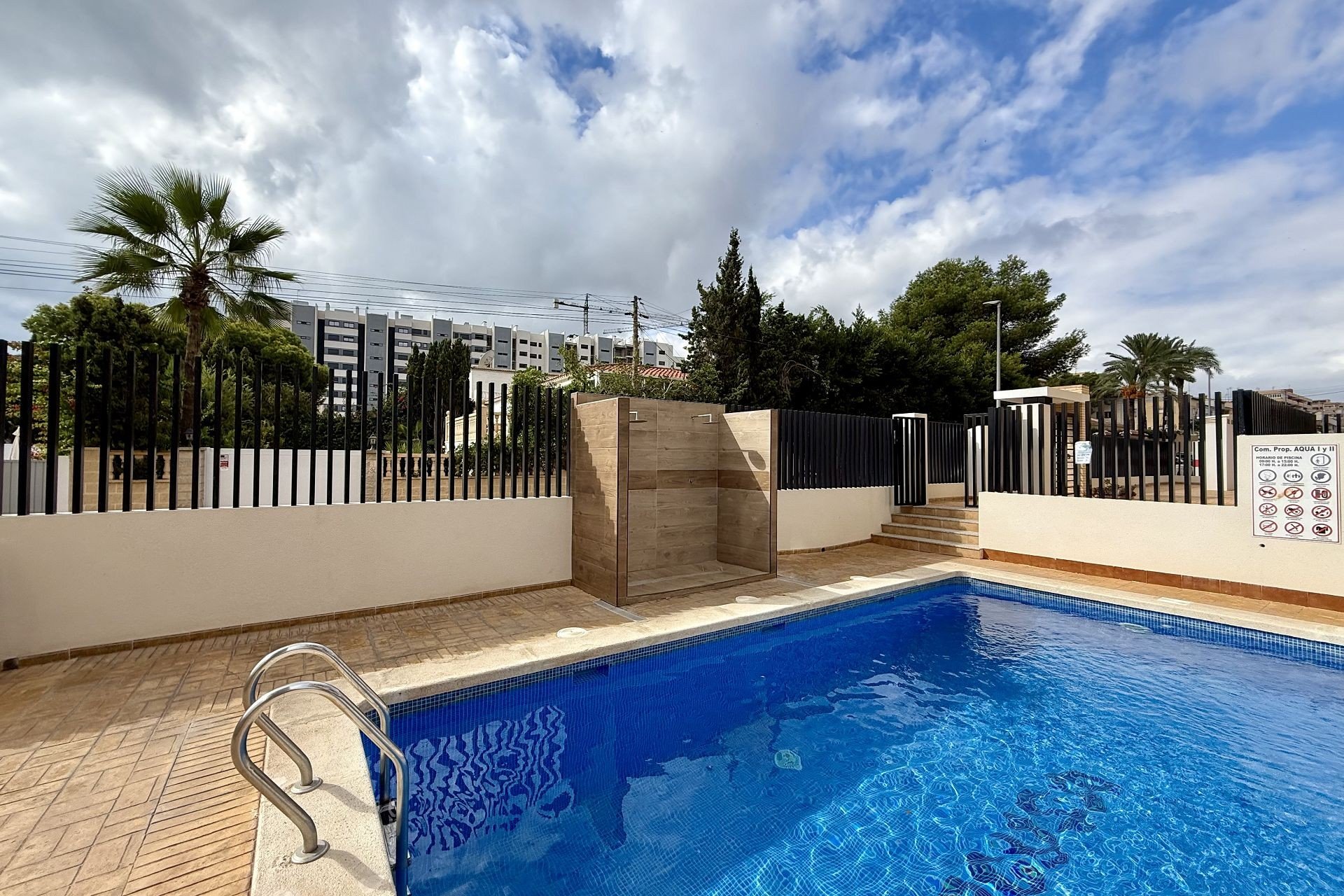 Revente - Apartment -
Torrevieja - Costa Blanca