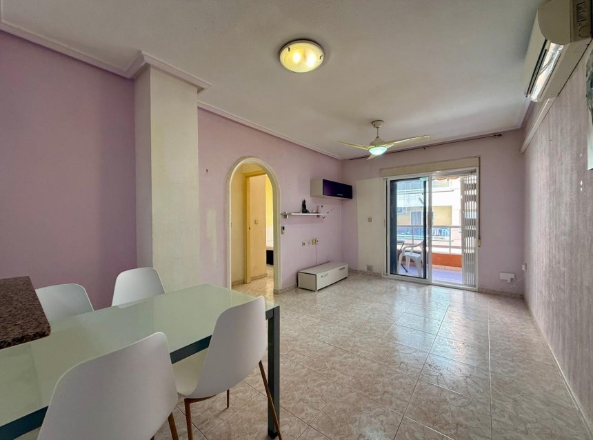 Revente - Apartment -
Torrevieja - Curva Del Palangre