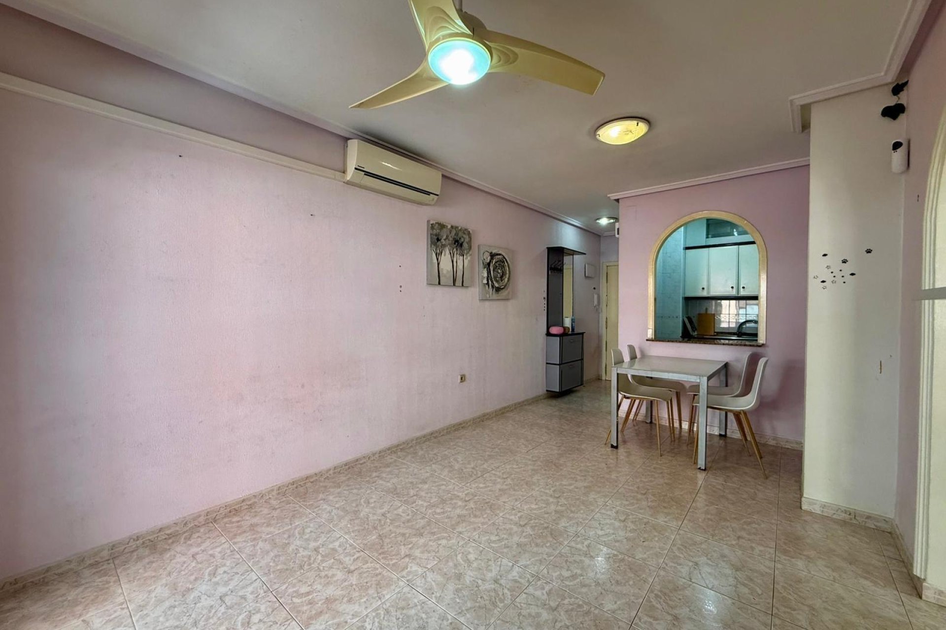 Revente - Apartment -
Torrevieja - Curva Del Palangre