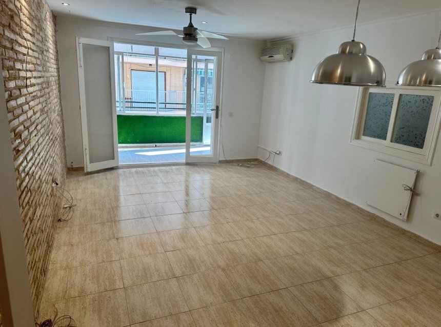 Revente - Apartment -
Torrevieja - El Acequión - Los Náufragos