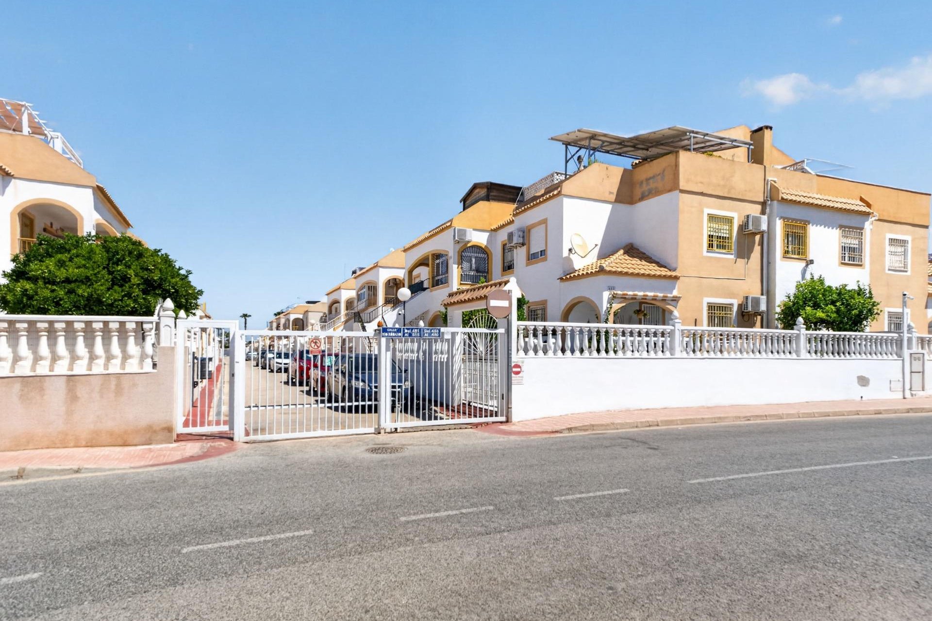 Revente - Apartment -
Torrevieja - El Limonar