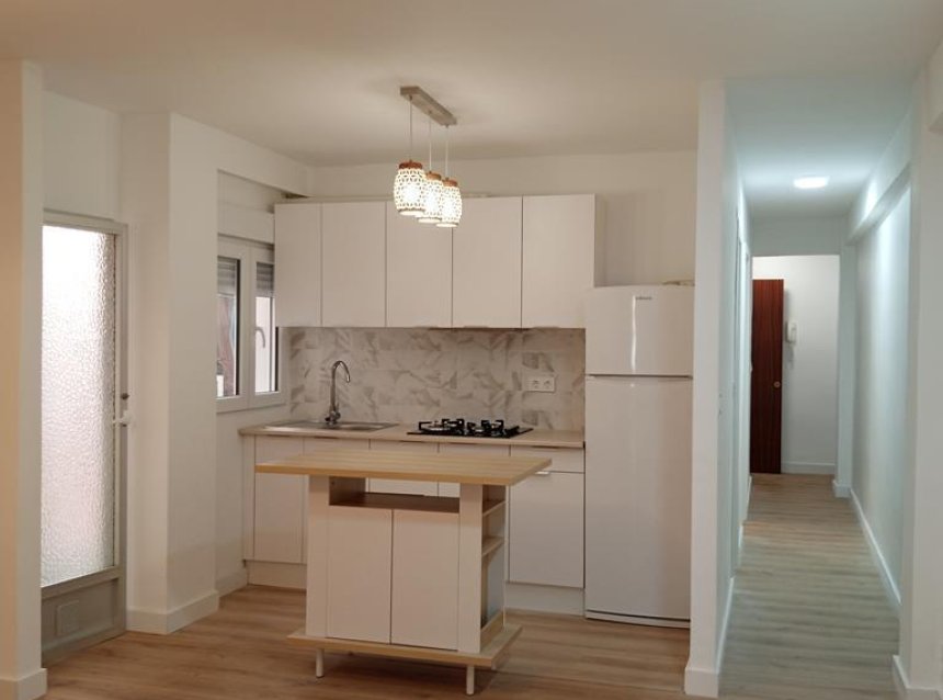 Revente - Apartment -
Torrevieja - El Molino