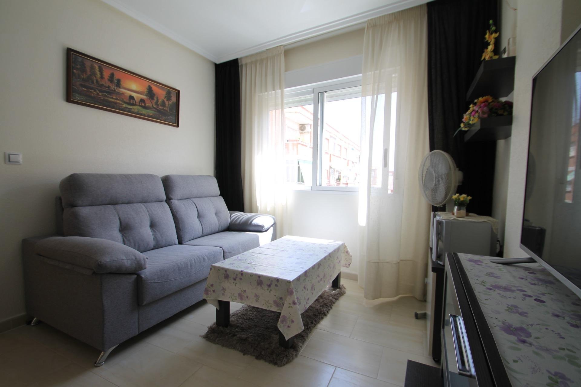 Revente - Apartment -
Torrevieja - El Molino