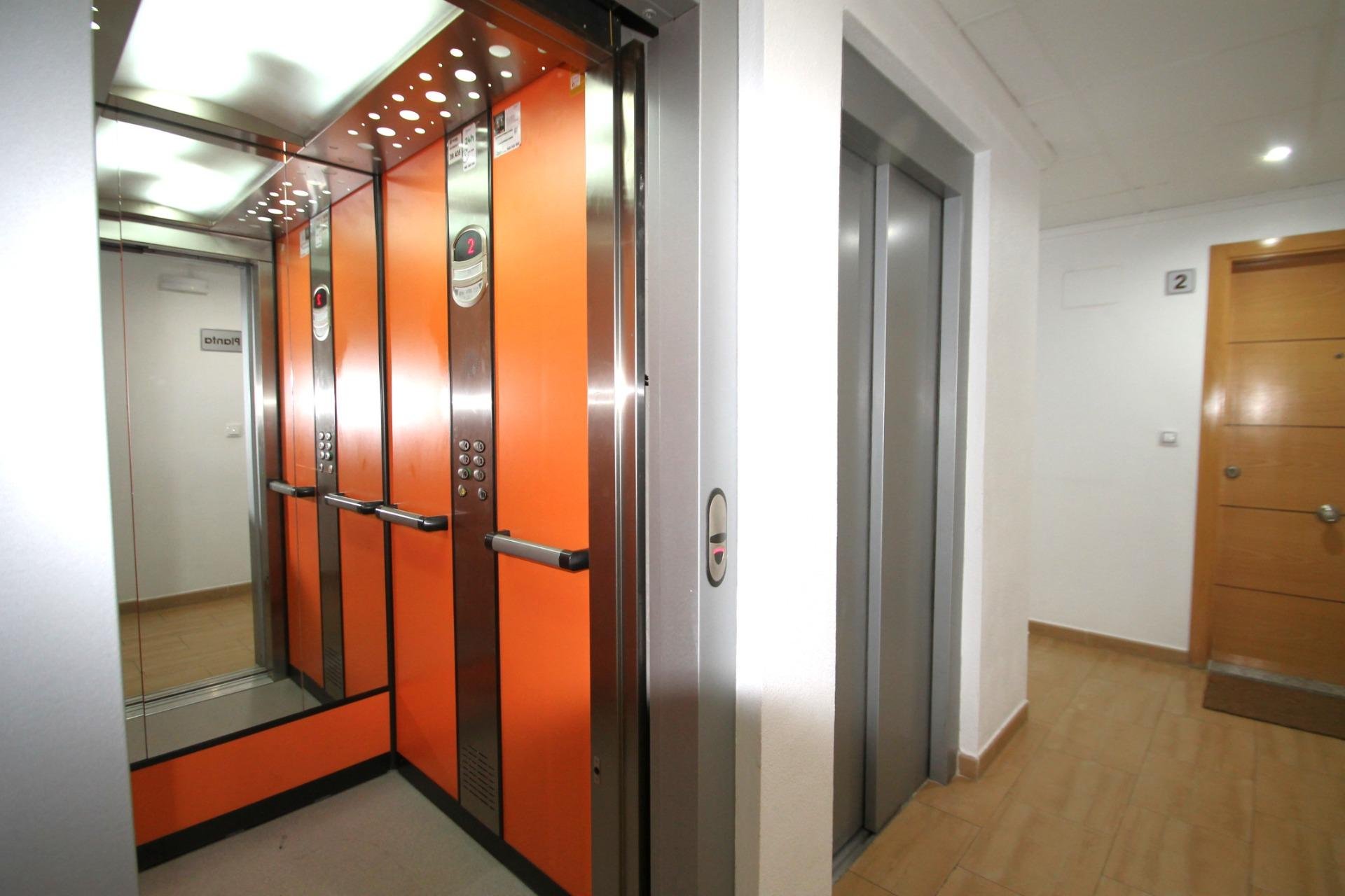 Revente - Apartment -
Torrevieja - El Molino