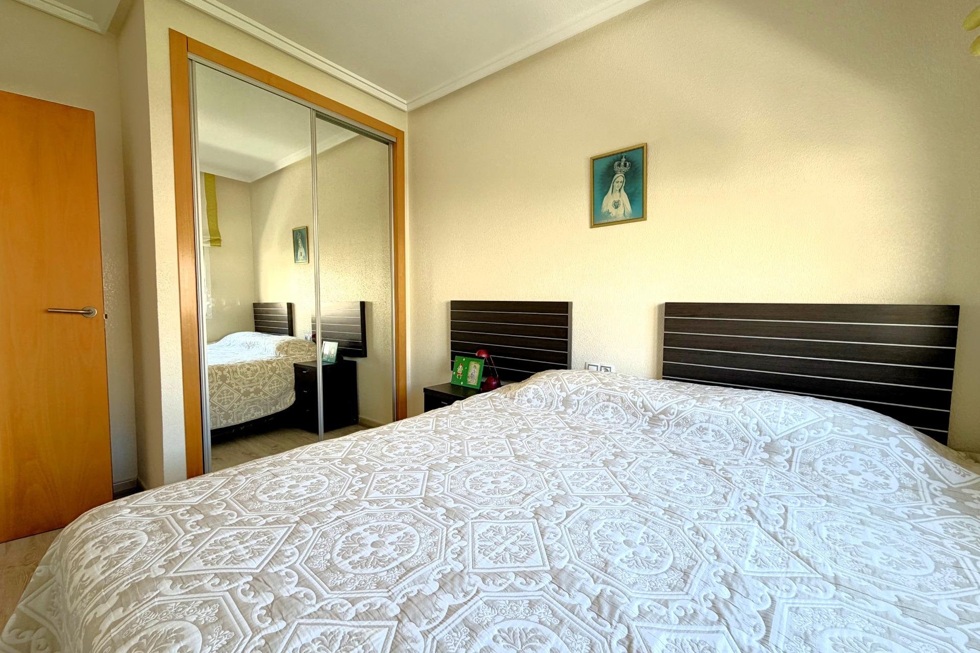 Revente - Apartment -
Torrevieja - El Molino