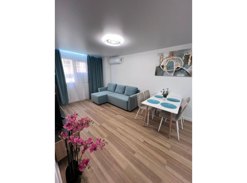 Revente - Apartment -
Torrevieja - Estacion De Autobuses