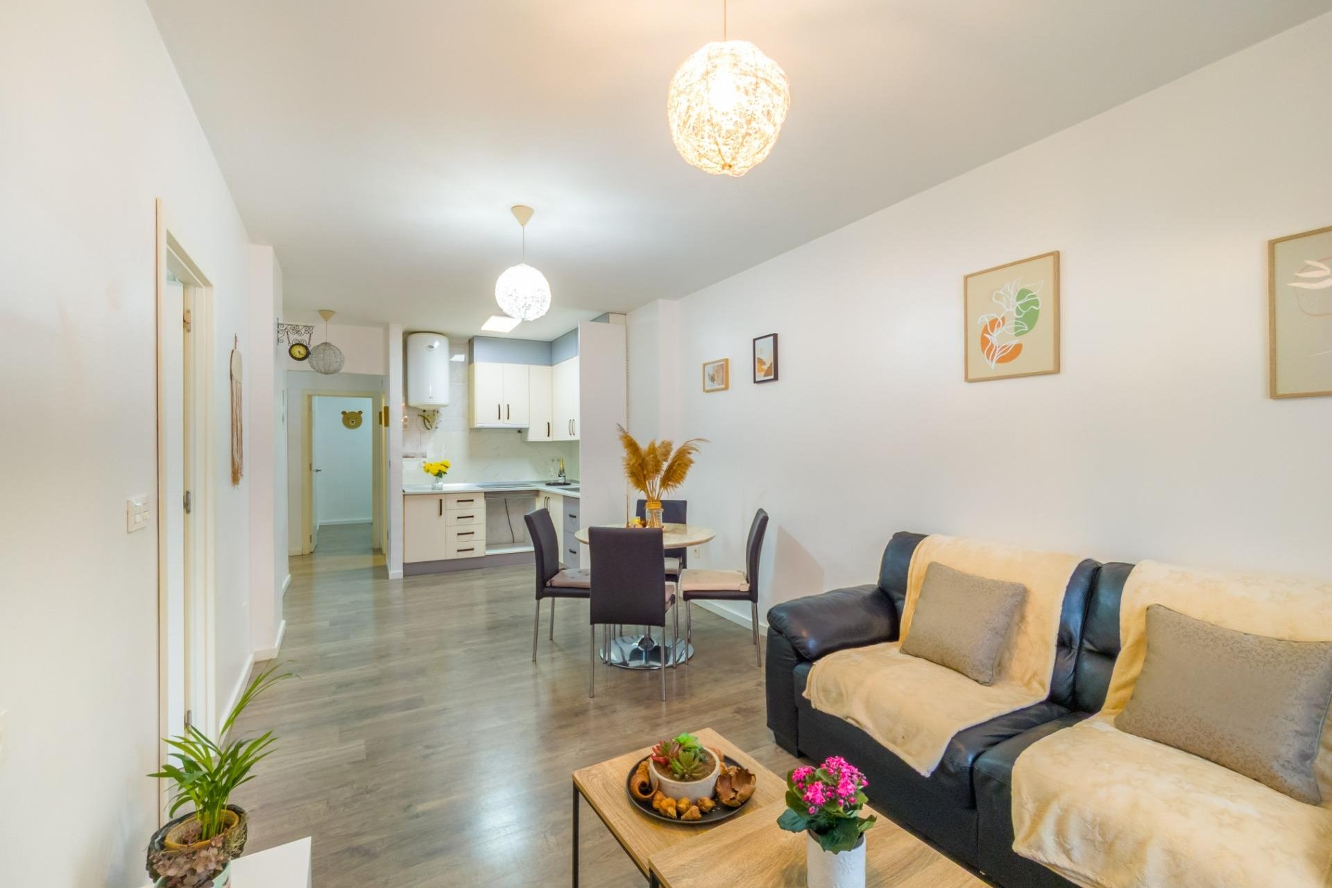 Revente - Apartment -
Torrevieja - Estacion De Autobuses