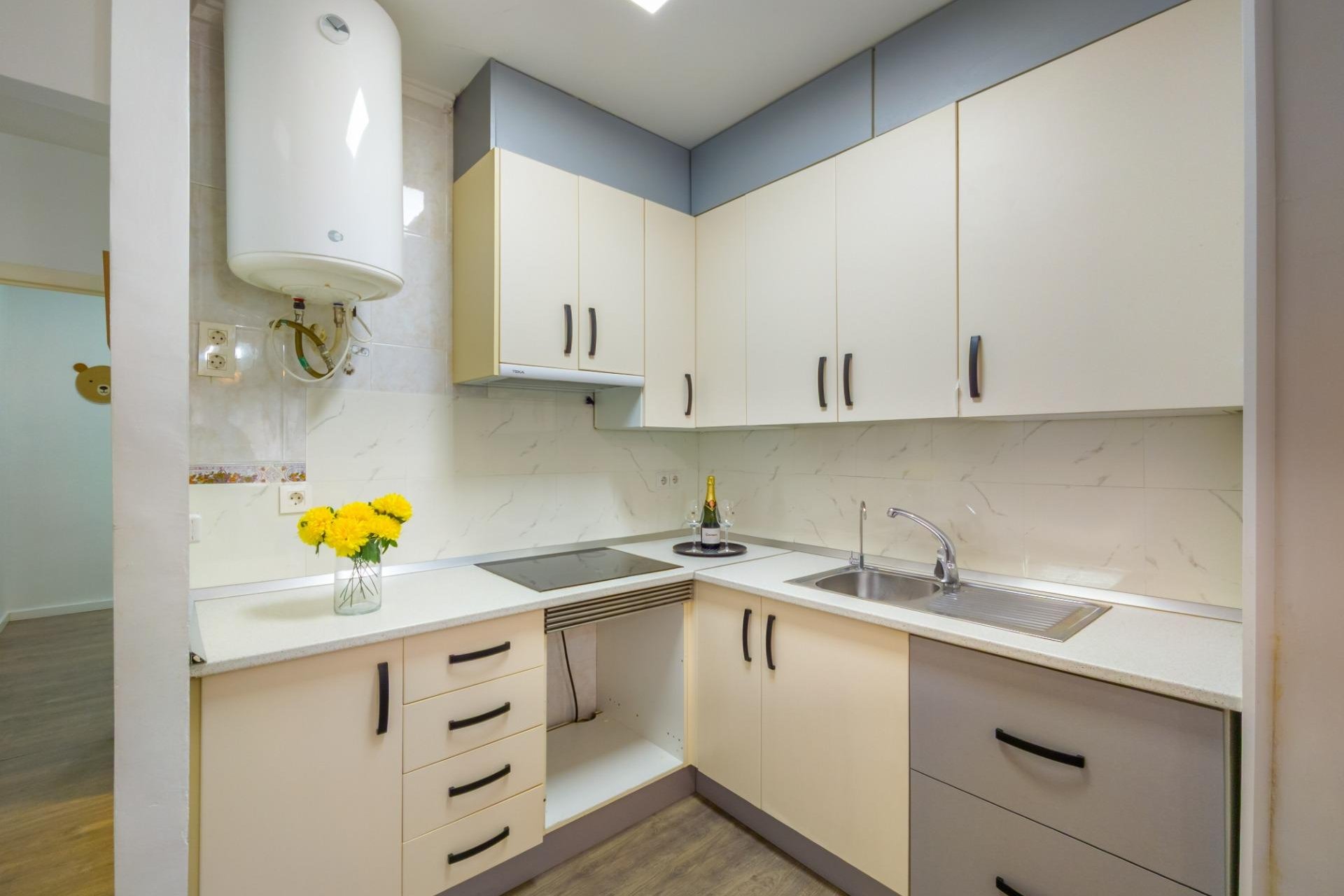 Revente - Apartment -
Torrevieja - Estacion De Autobuses