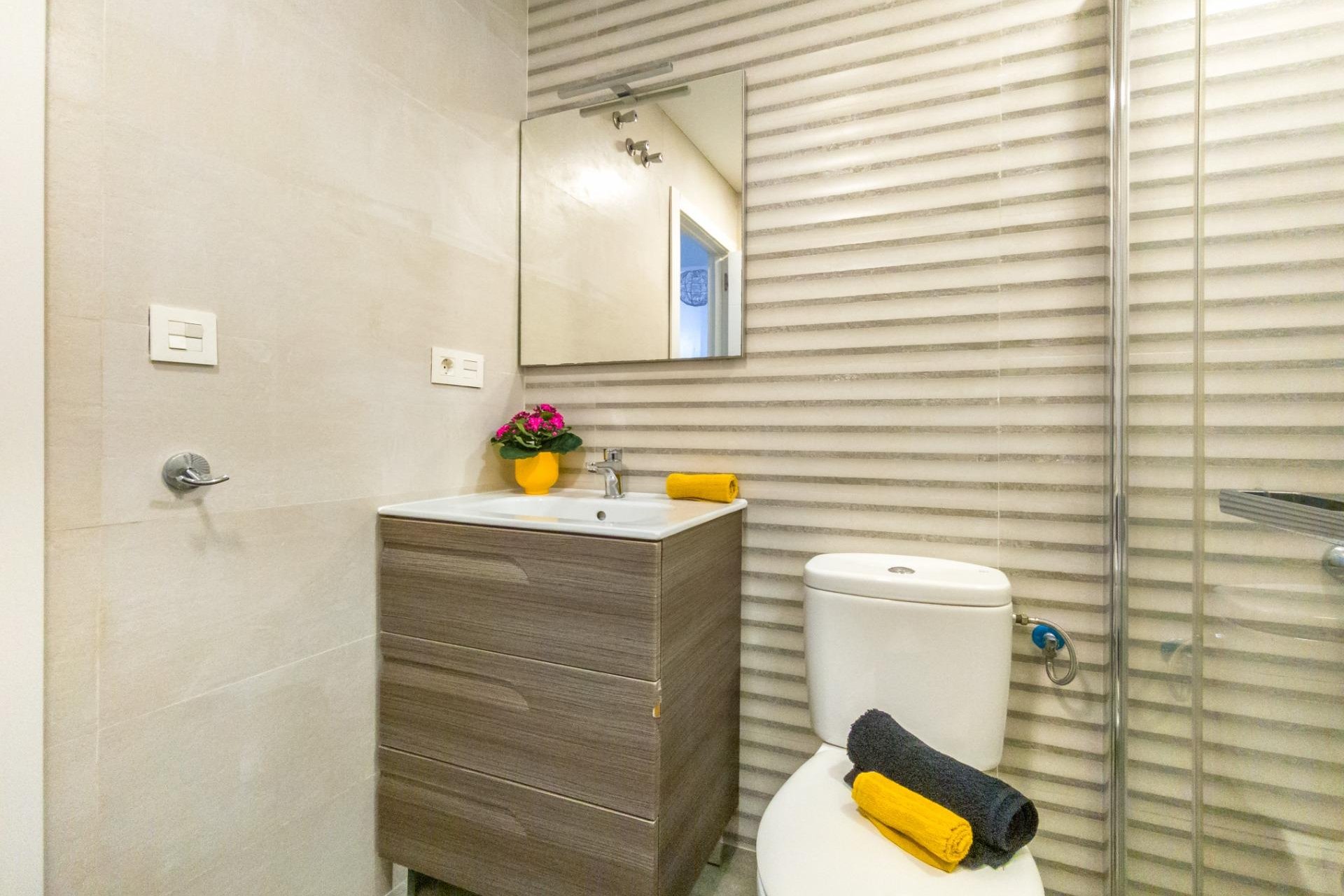 Revente - Apartment -
Torrevieja - Estacion De Autobuses