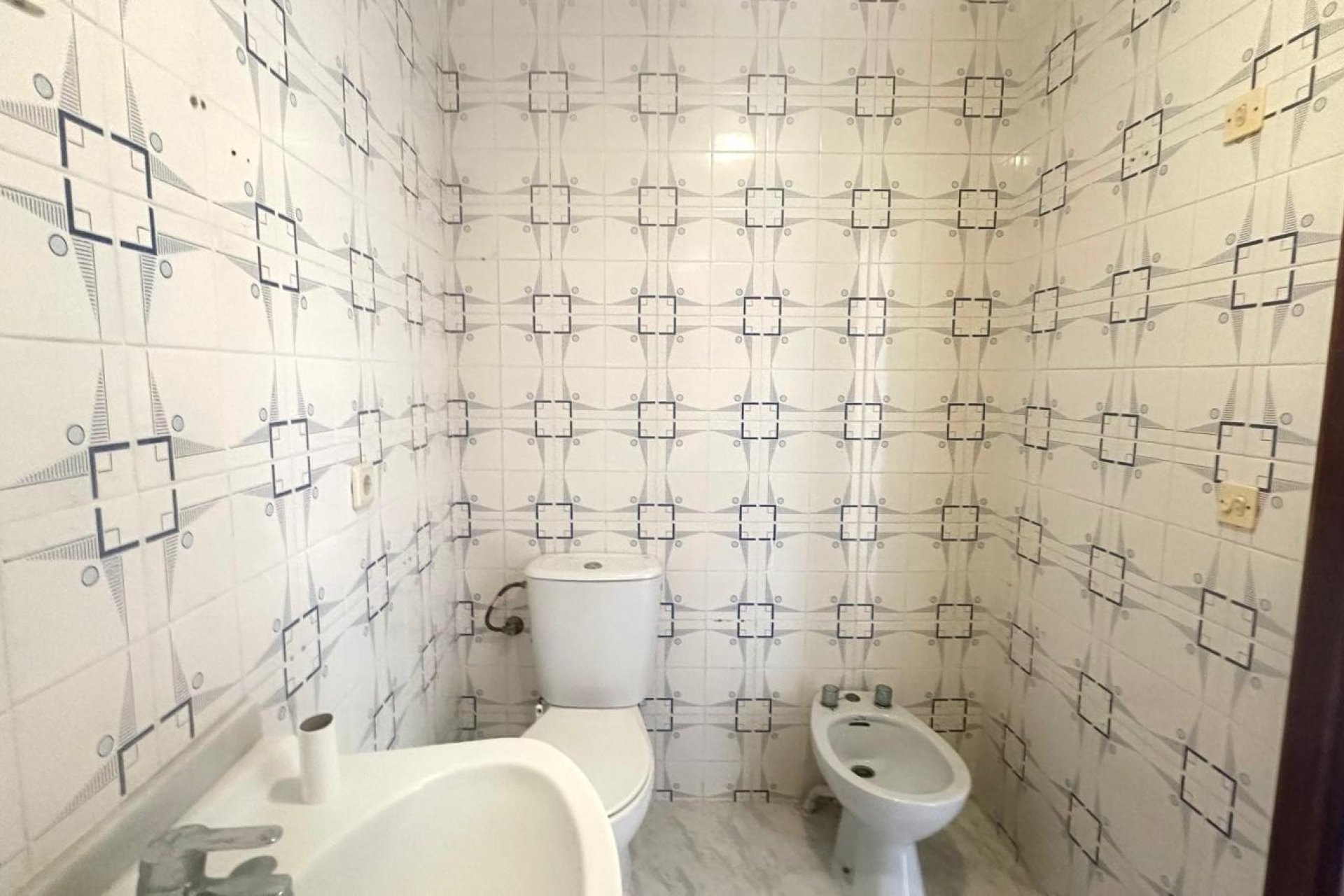 Revente - Apartment -
Torrevieja - Estacion De Autobuses