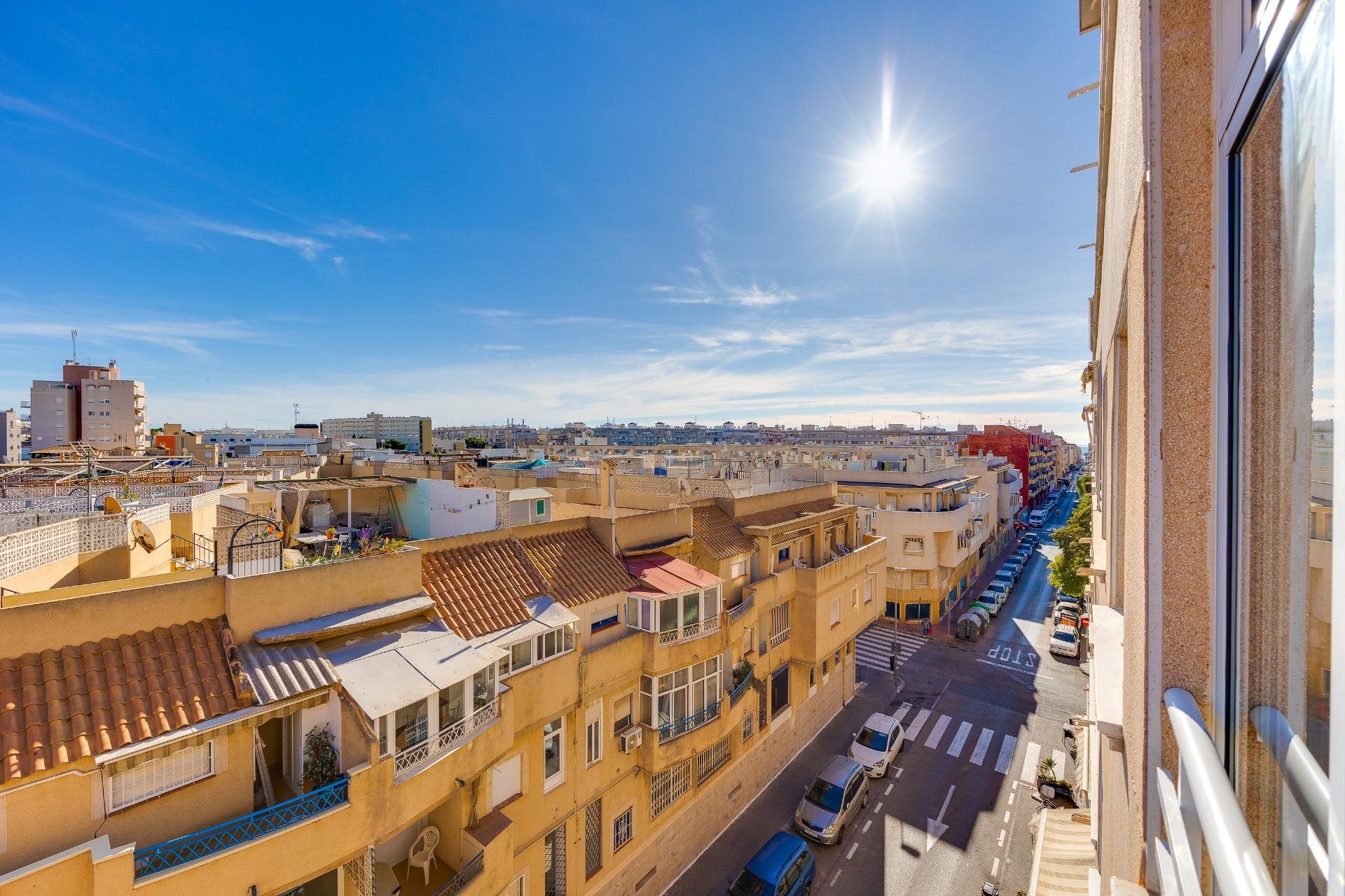 Revente - Apartment -
Torrevieja - Estacion De Autobuses