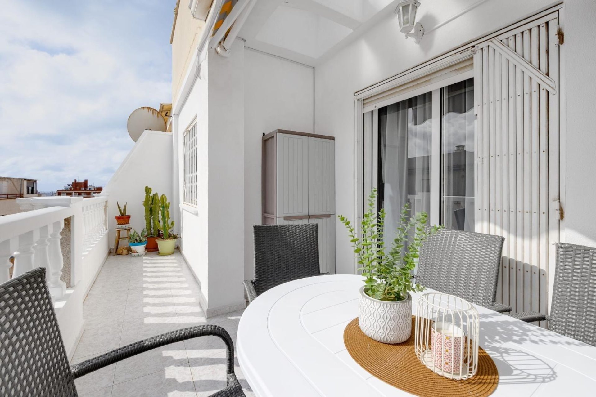 Revente - Apartment -
Torrevieja - Estacion De Autobuses