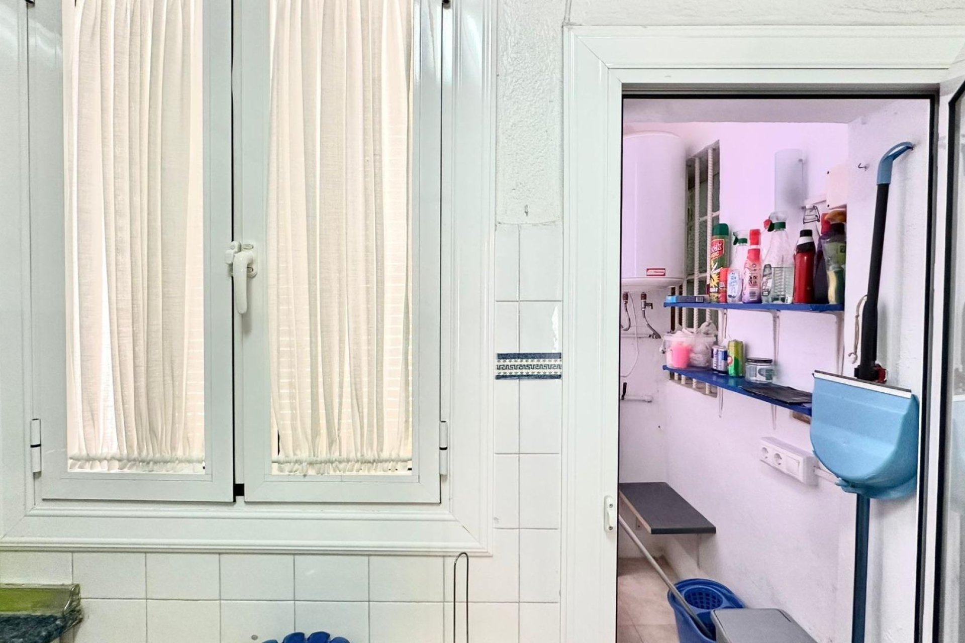 Revente - Apartment -
Torrevieja - Estacion De Autobuses