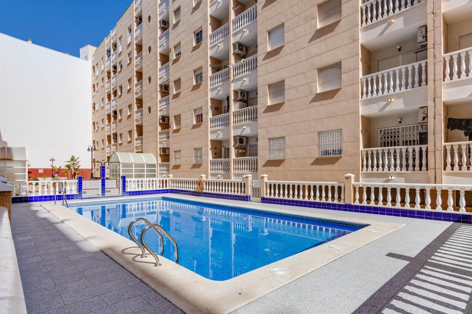 Revente - Apartment -
Torrevieja - Estacion De Autobuses