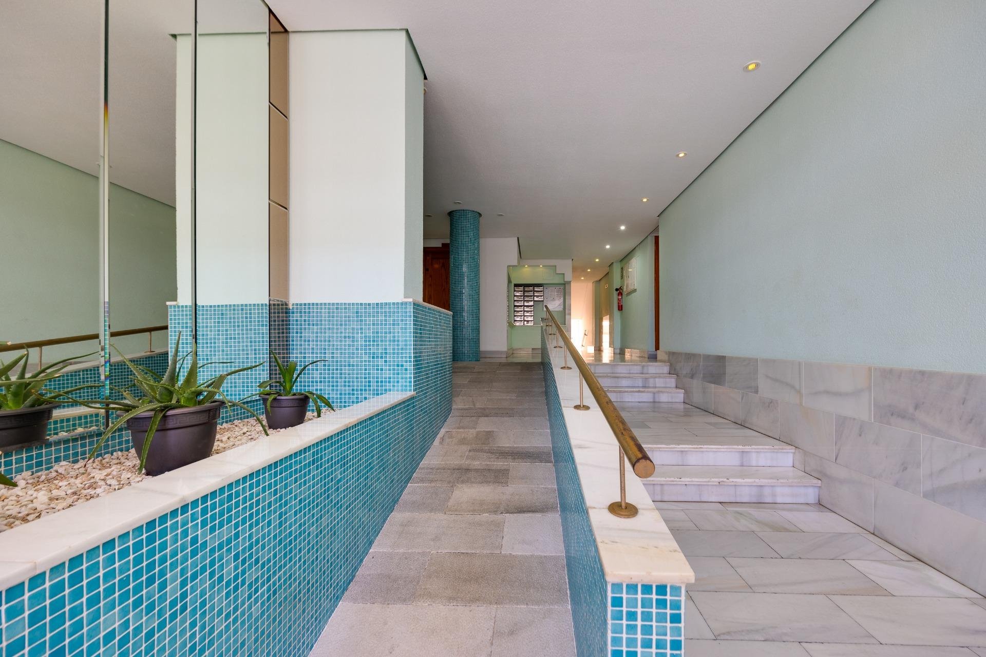 Revente - Apartment -
Torrevieja - Estacion De Autobuses