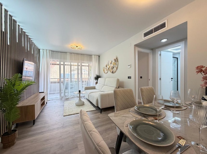 Revente - Apartment -
Torrevieja - Estacion De Autobuses