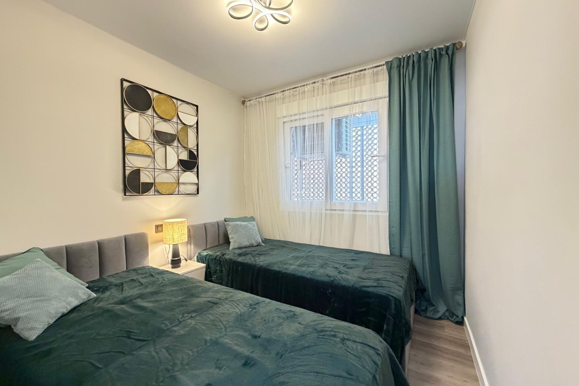 Revente - Apartment -
Torrevieja - Estacion De Autobuses