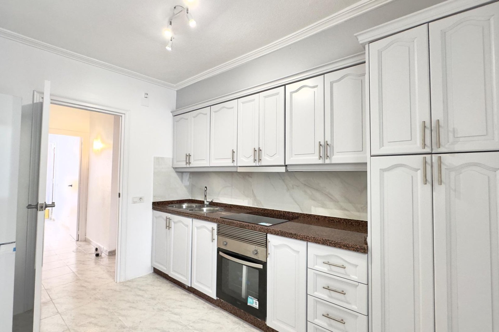 Revente - Apartment -
Torrevieja - Estacion De Autobuses