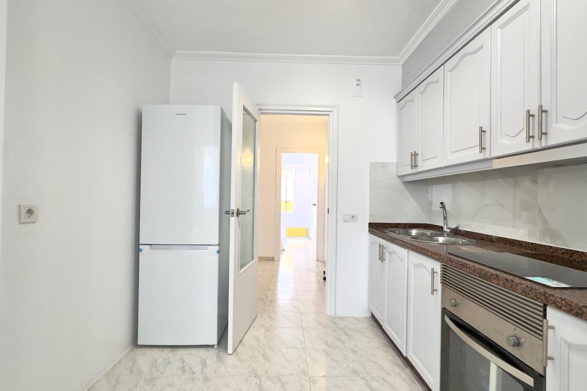 Revente - Apartment -
Torrevieja - Estacion De Autobuses