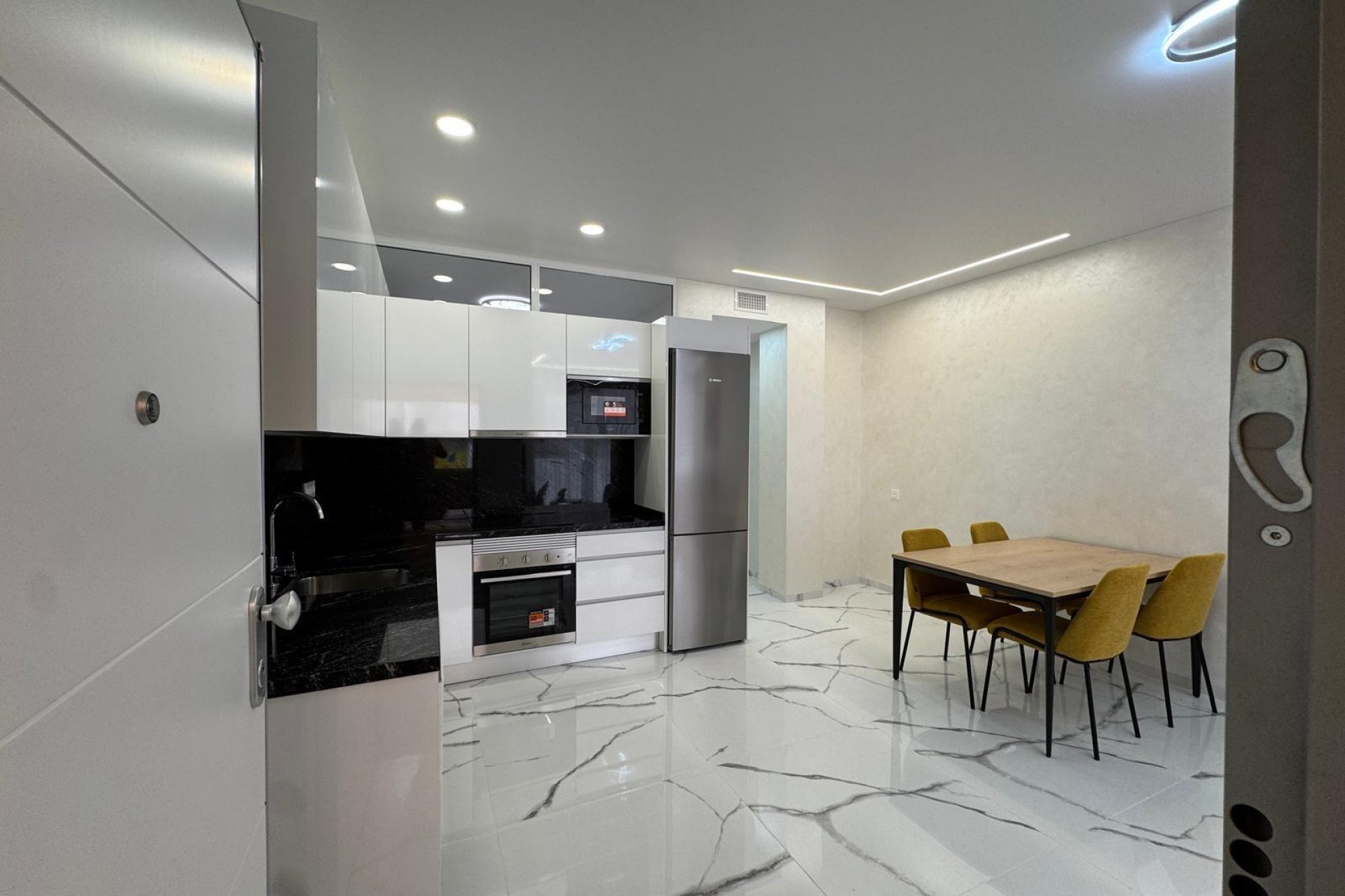 Revente - Apartment -
Torrevieja - Estacion De Autobuses