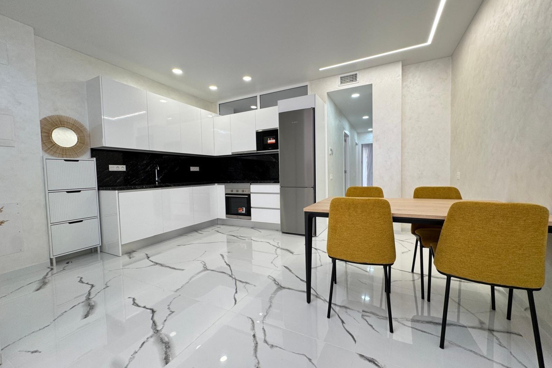 Revente - Apartment -
Torrevieja - Estacion De Autobuses