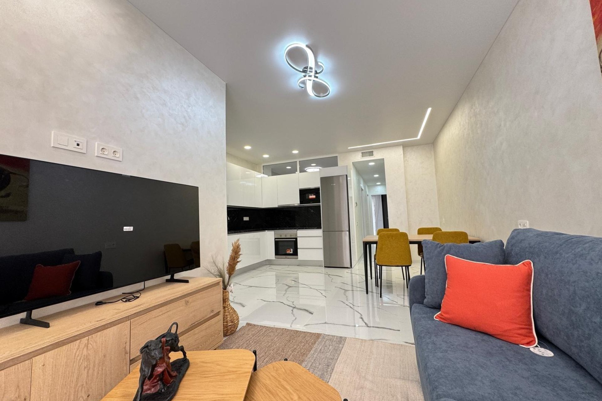 Revente - Apartment -
Torrevieja - Estacion De Autobuses
