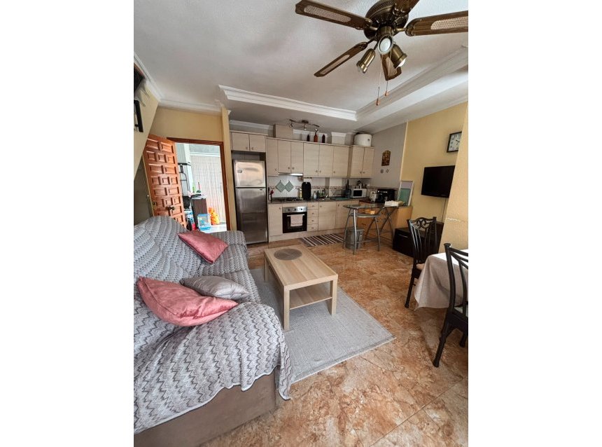 Revente - Apartment -
Torrevieja - Estacion De Autobuses