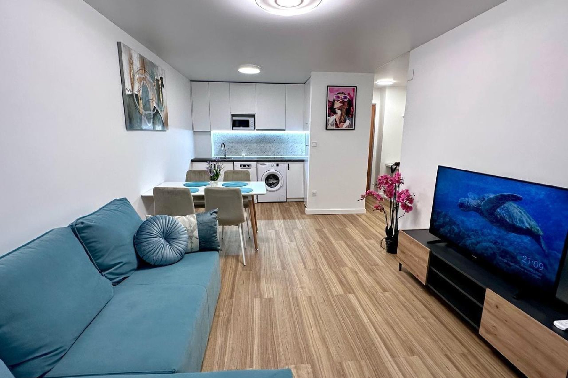 Revente - Apartment -
Torrevieja - Estacion De Autobuses