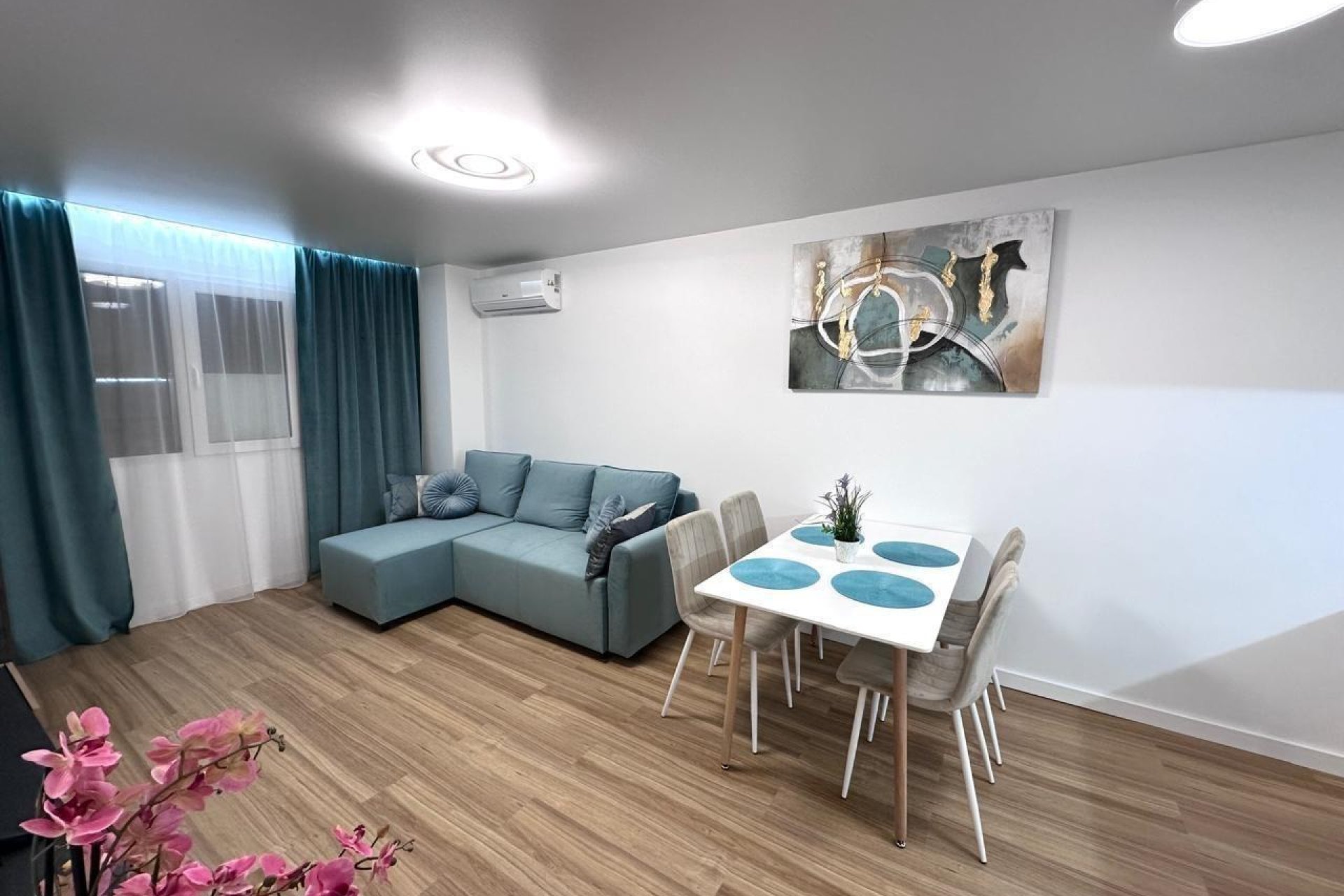 Revente - Apartment -
Torrevieja - Estacion De Autobuses