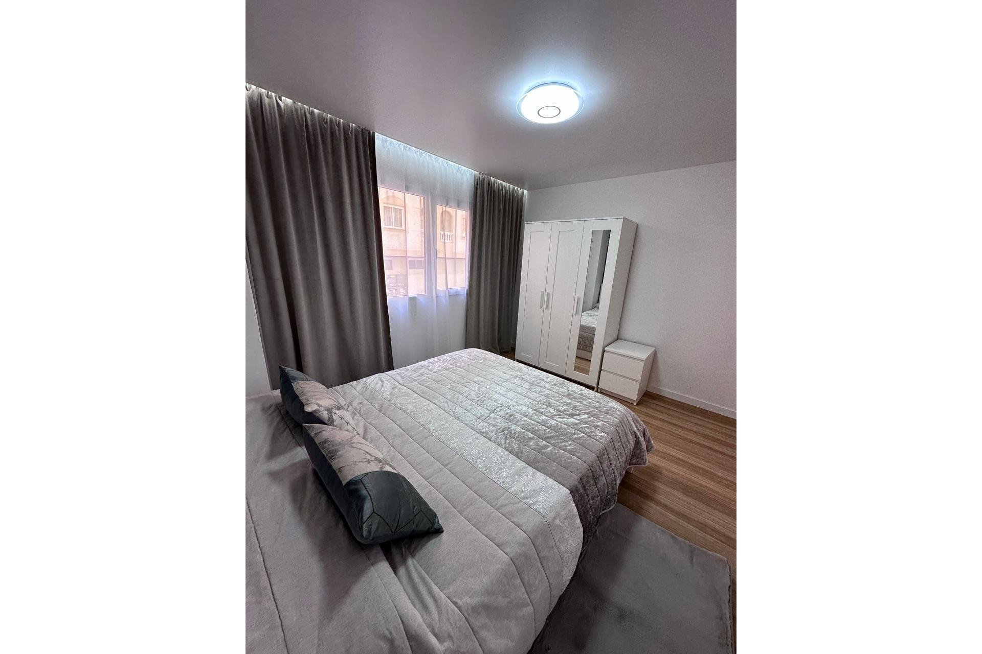 Revente - Apartment -
Torrevieja - Estacion De Autobuses