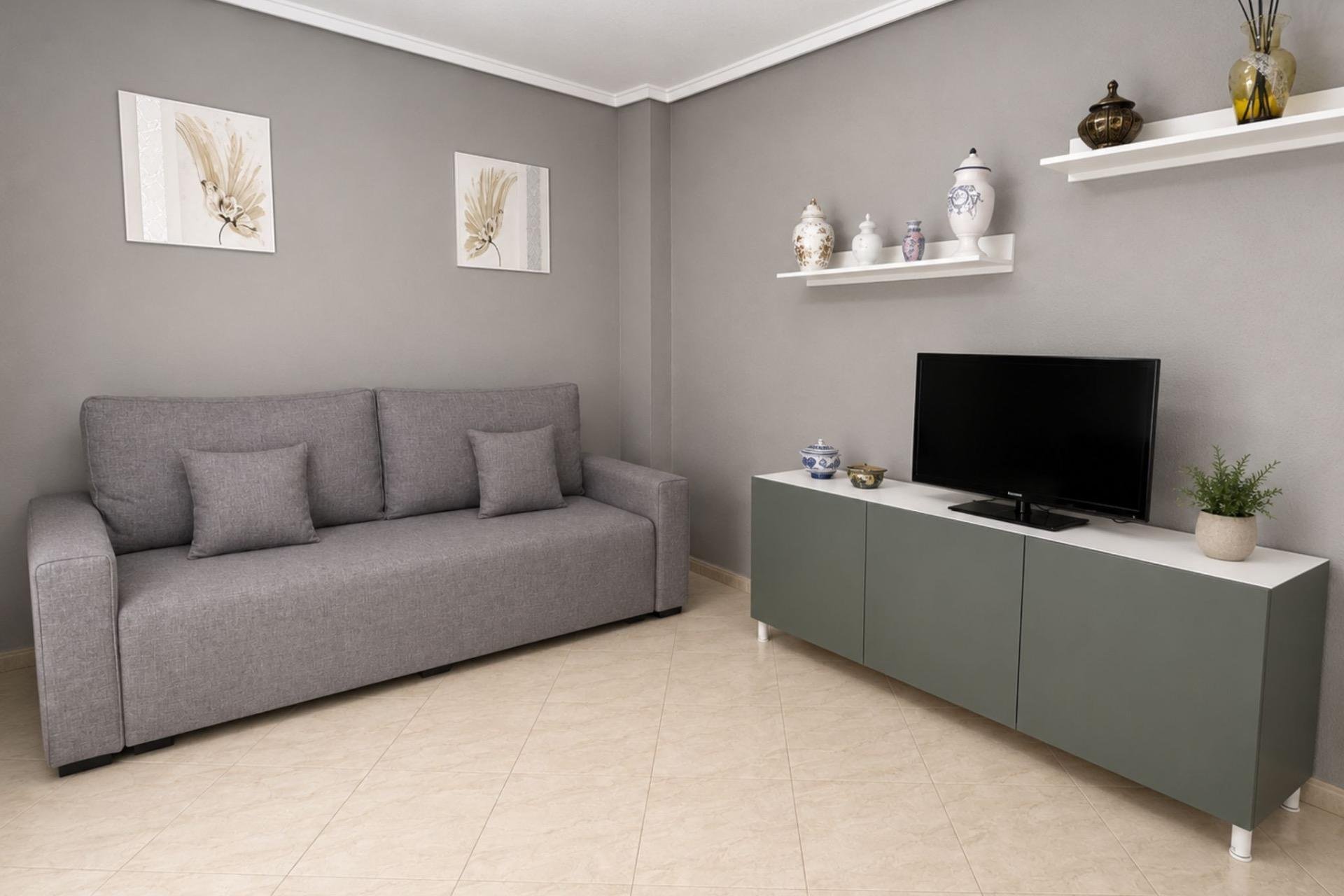 Revente - Apartment -
Torrevieja - Estacion De Autobuses