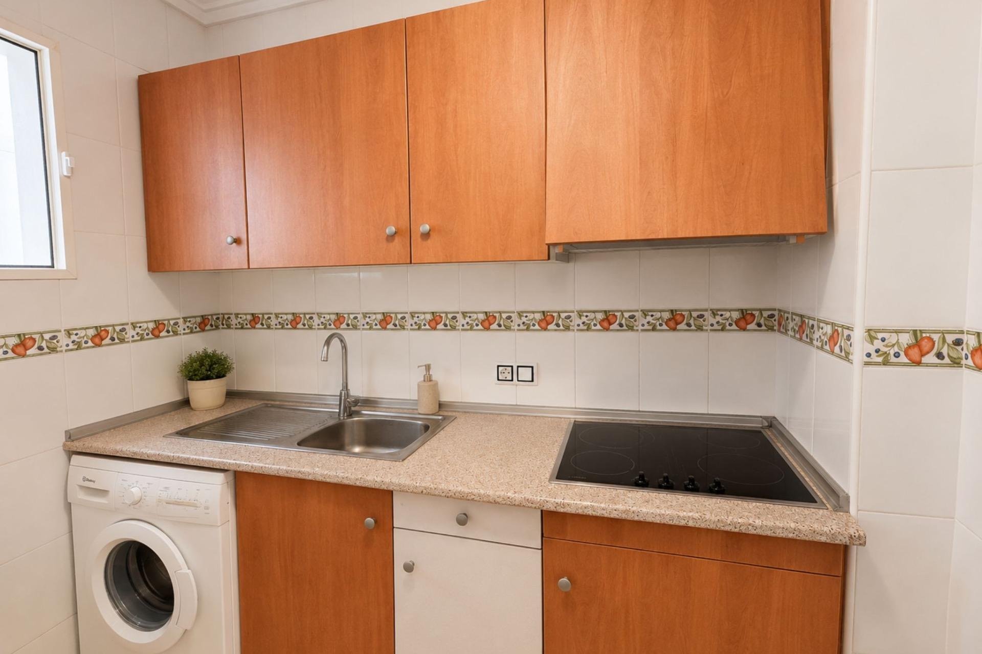 Revente - Apartment -
Torrevieja - Estacion De Autobuses