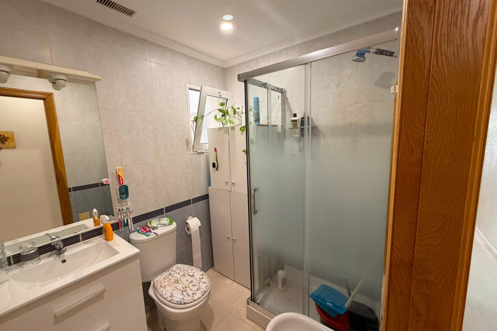 Revente - Apartment -
Torrevieja - Estacion De Autobuses