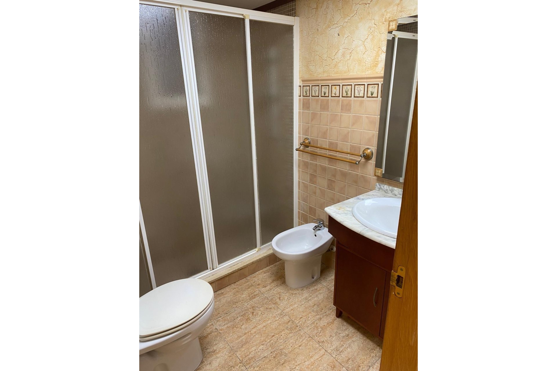 Revente - Apartment -
Torrevieja - Estacion De Autobuses